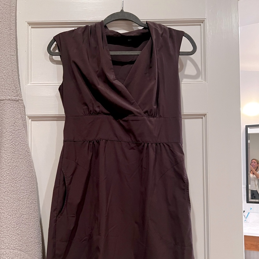 Athleta sport dress